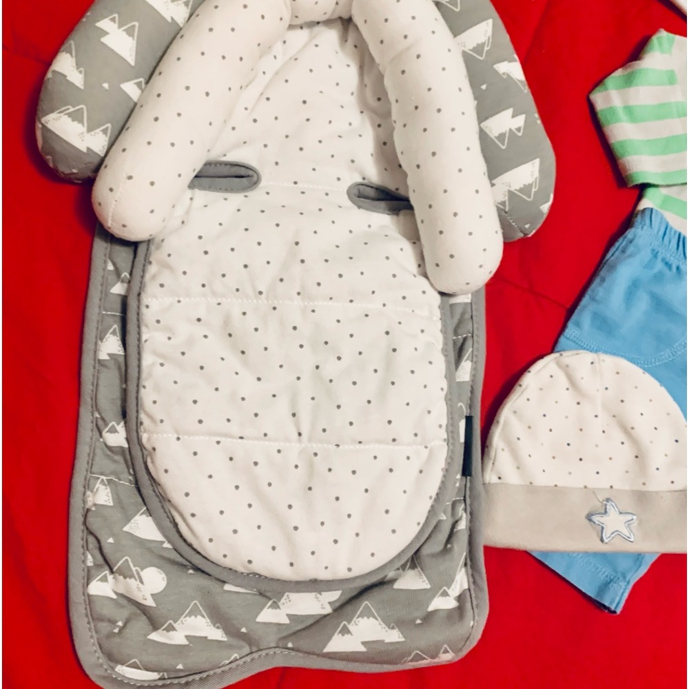 Baby SAFEFIT Carseat Head Support (Xtra) & Clothing Lot (0-3M)